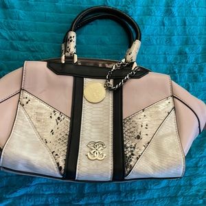 Guess purse